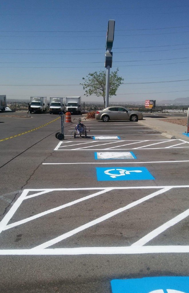 Commercial asphalt and parking lot project