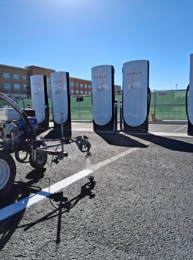 Commercial asphalt and parking lot project